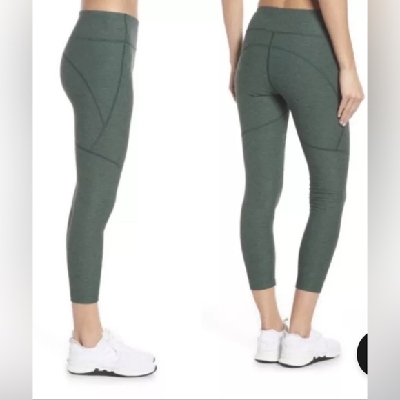 Outdoor Voices Warm Up Crop Leggings Hunter Green Compression Activewear Size S - Picture 2 of 10